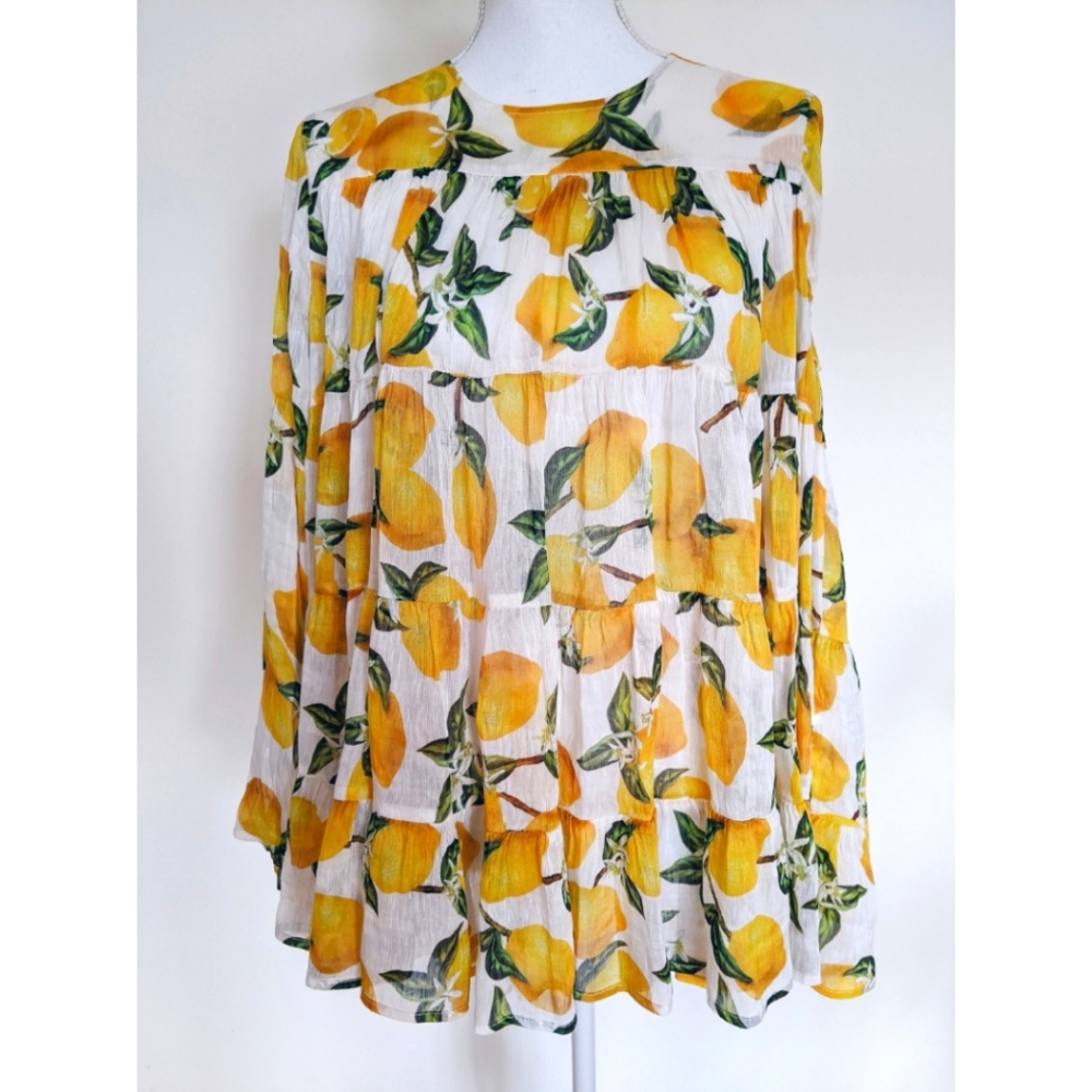SOLD MA Dainty silk linen blend blouse - Picture 2 of 4